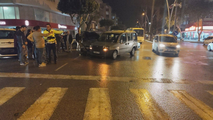 Manavgat’ta Ters Yön Faciası: 4 Araç Birbirine Girdi